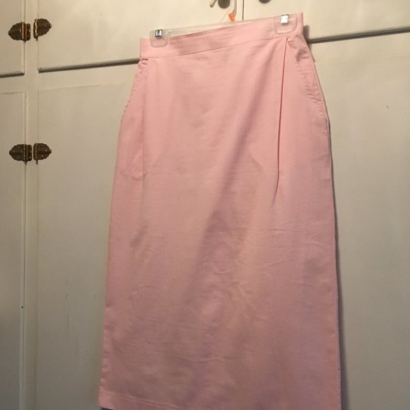 Christy Girl Dresses & Skirts - Christy Girl of New York Pink Pencil Skirt